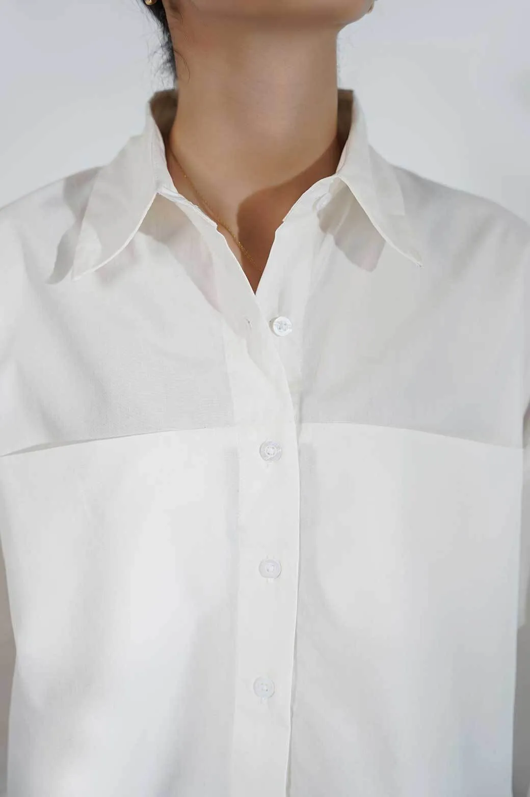CROPPED BUTTON DOWN SHIRT